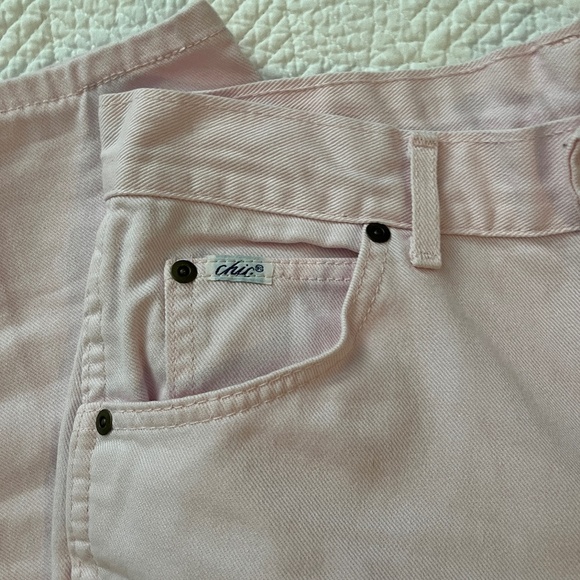 Chic Pale Pink Denim Jeans. Made in USA - Picture 5 of 11